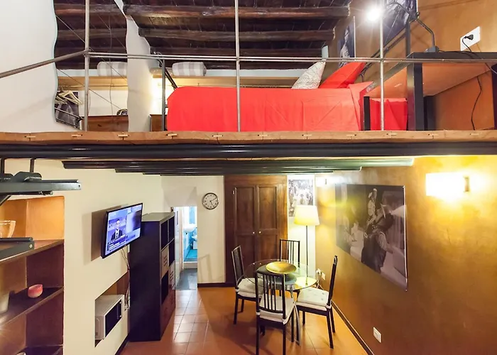 Independent In Trevi Fountain - Spain Square Apartment Rom