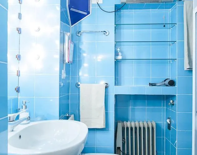 Independent In Trevi Fountain - Spain Square Apartment Rom